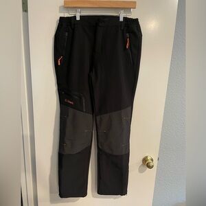 Postropaky size 8 SHORT Women's Outdoor Hiking Snow
Soft Shell Pants Black